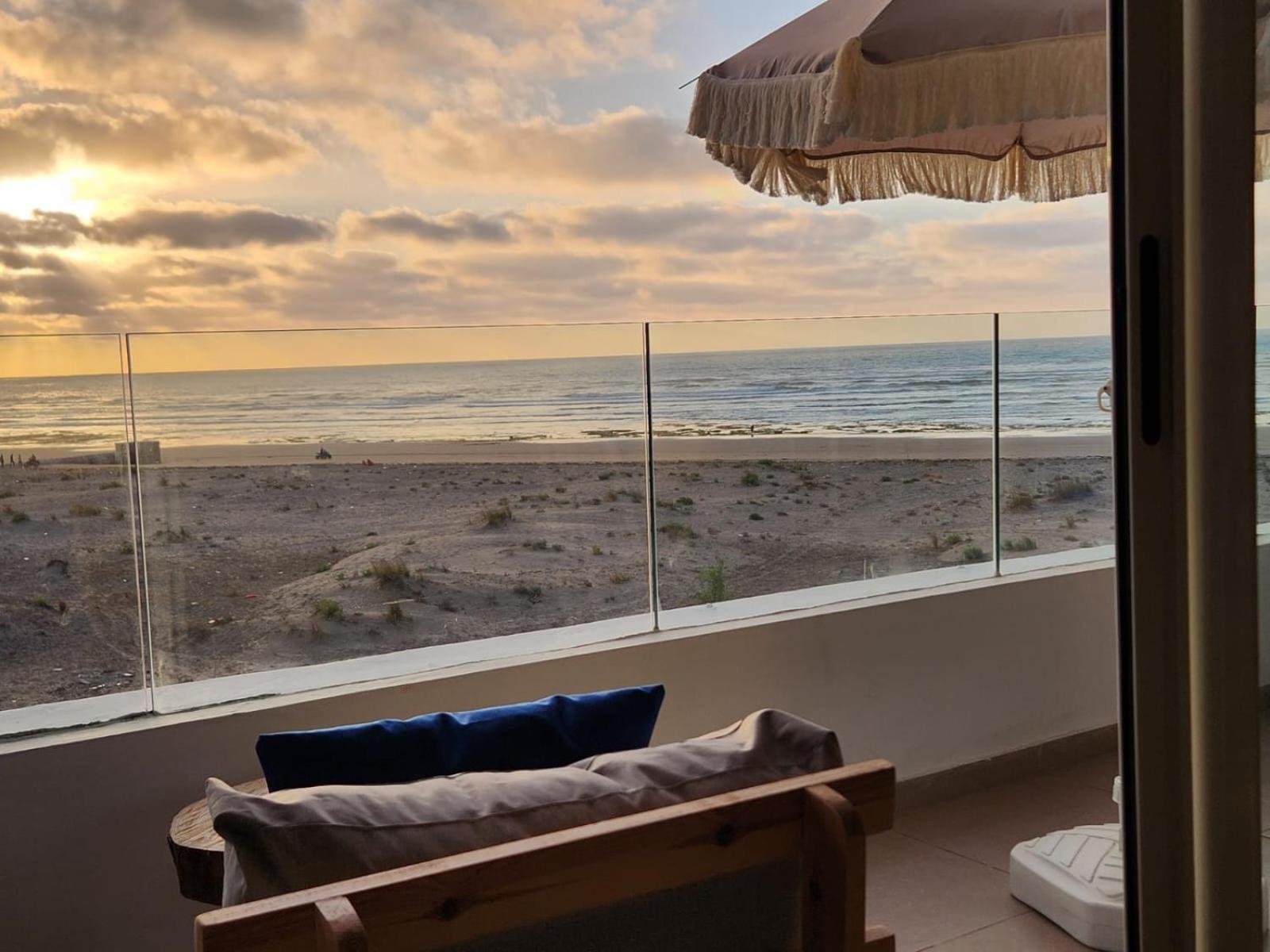 Sidi Rahal Blue View, Beachfront Wide Seaview With Pool 외부 사진